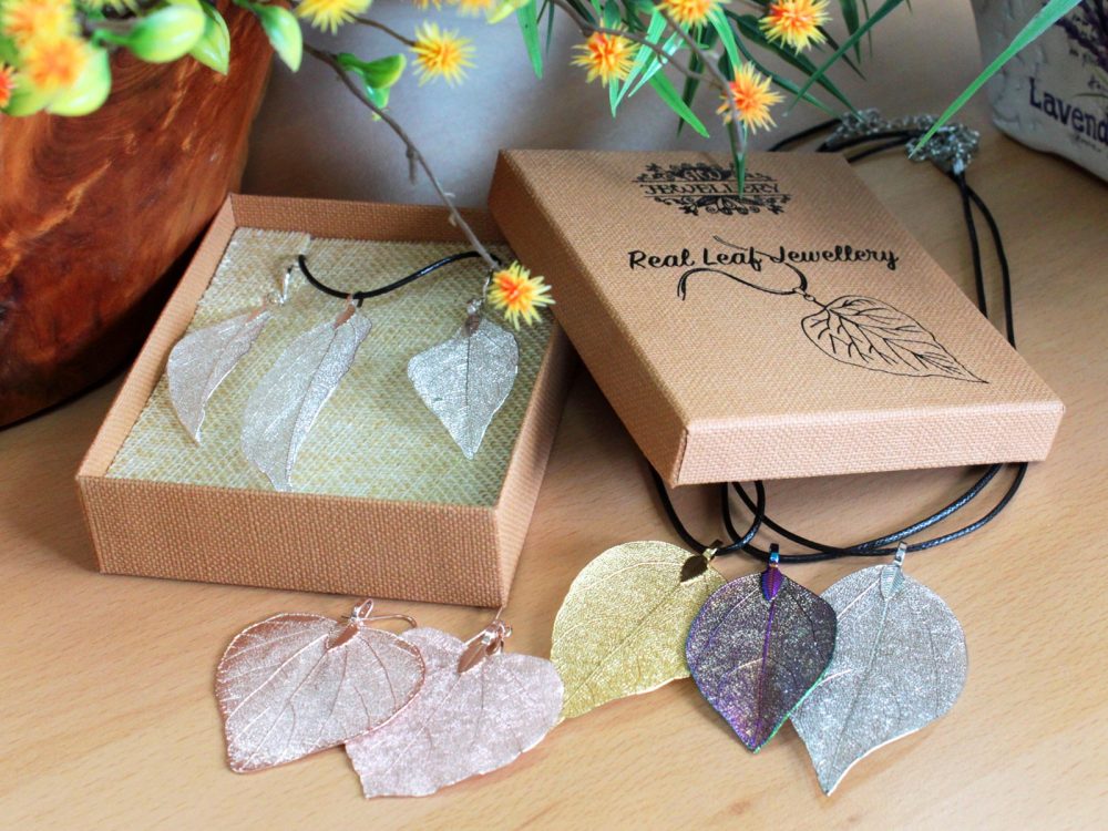 Necklace and Earring Set - Bravery Leaf - Pewter