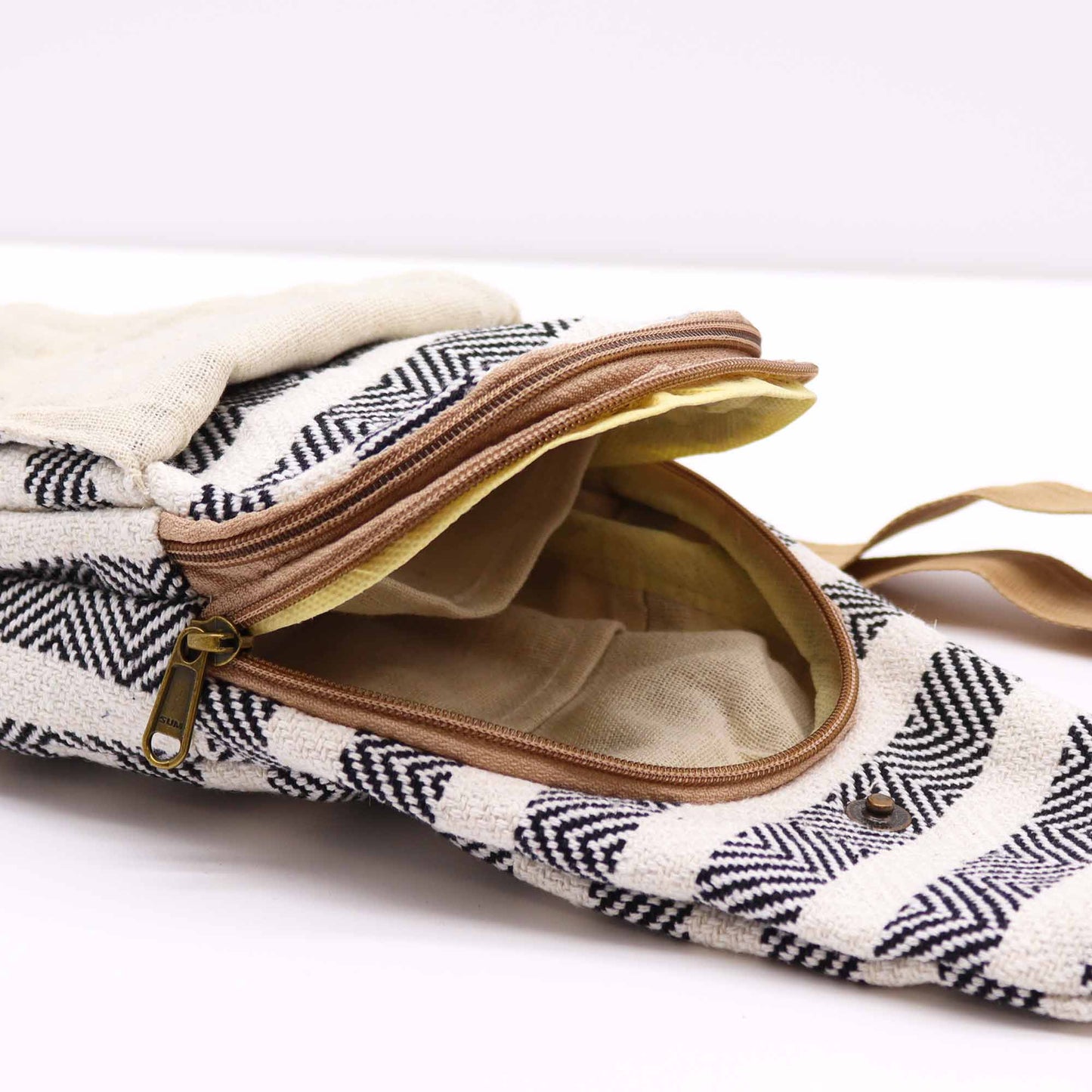Body Cross Bag Natural Cotton - Black and White