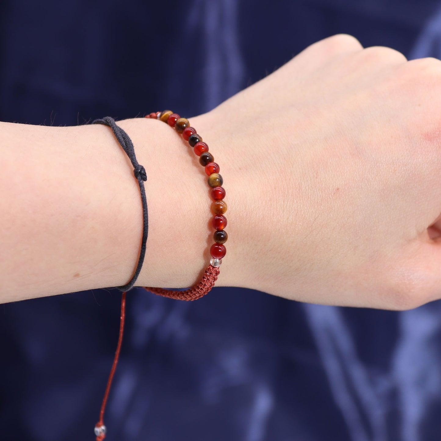 Leo Zodiac Crystal Candle with Gemstone Bracelet
