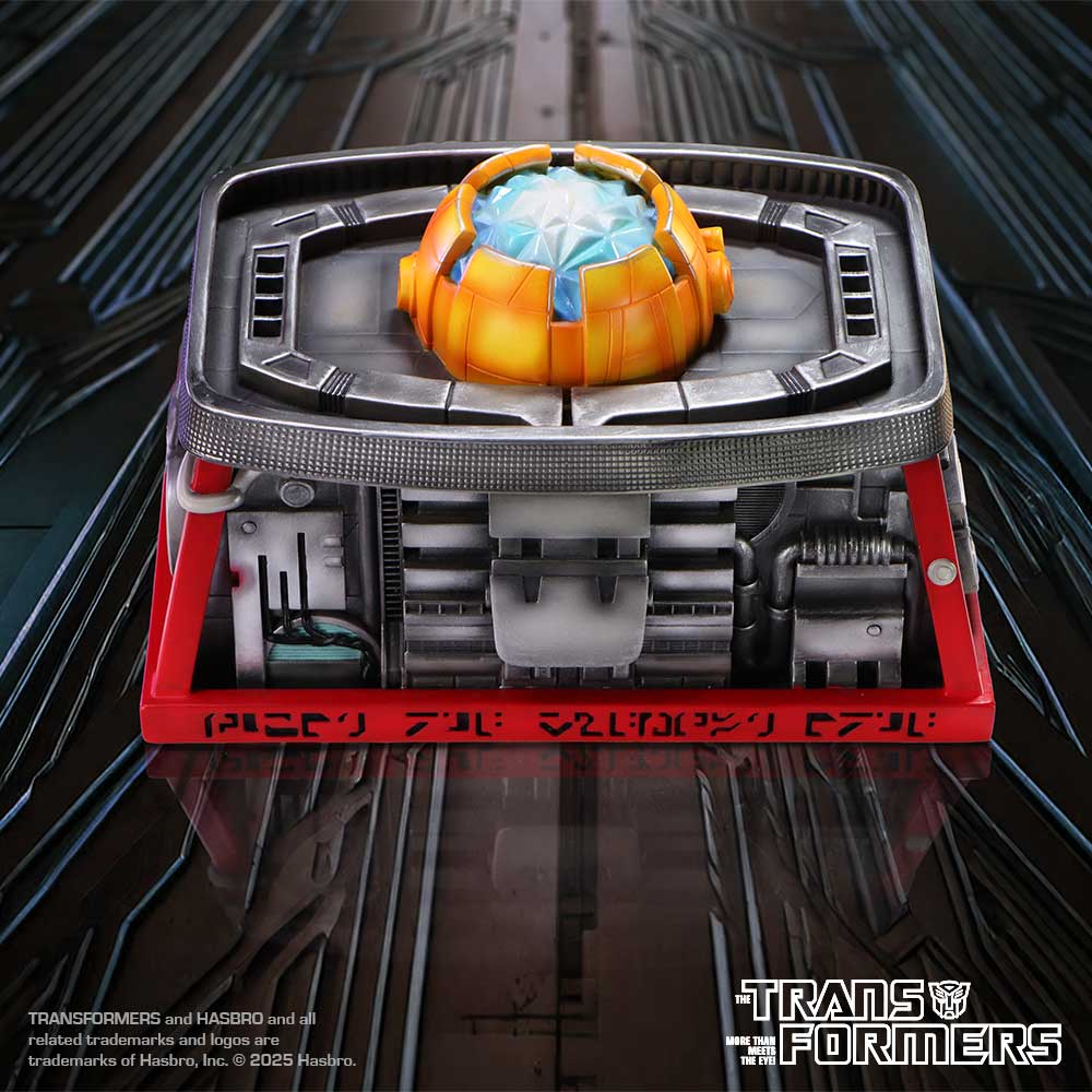 Transformers Matrix of Leadership Box polyresin collector’s storage/display piece