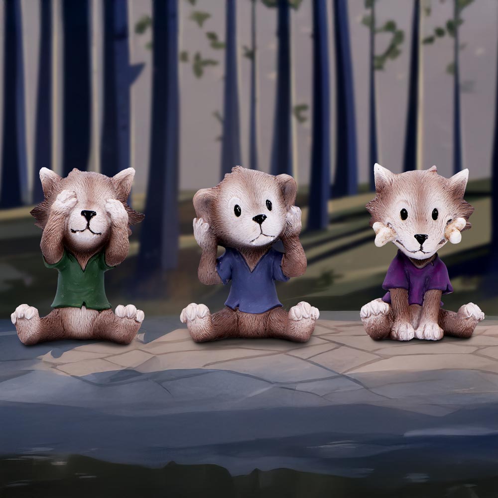Three Wise Werewolves Figurines – hand-painted resin werewolf trio in see no evil, hear no evil, speak no evil poses