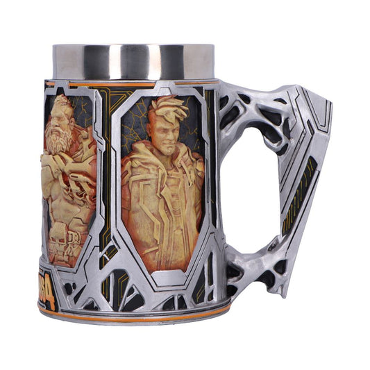 Borderlands 4 Vault Hunters Tankard - front with framed Vault Hunter portraits and an angular silver-toned handle
