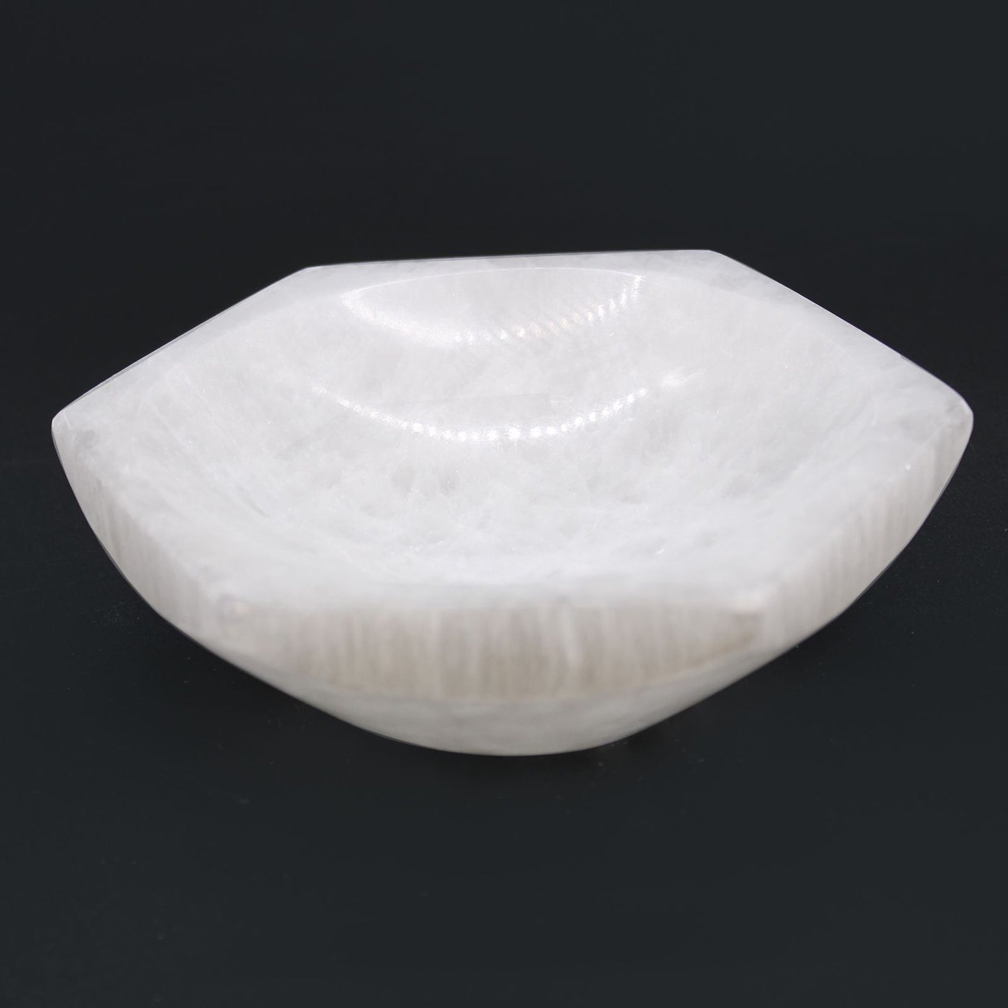 Selenite Hex Bowl XL 15 cm – polished selenite crystal hexagon bowl for crystal cleansing, energy balancing and sacred décor UK