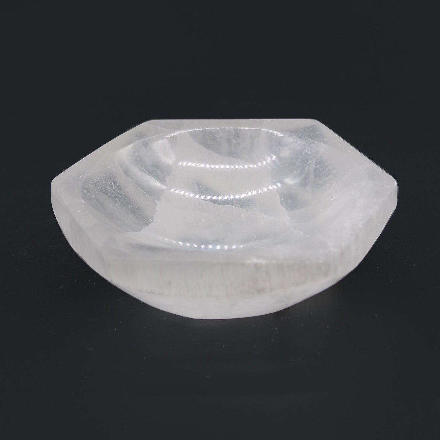 Selenite Hex Bowl Large 10 cm – polished selenite crystal hexagon bowl for crystal cleansing, gemstone charging and sacred décor UK