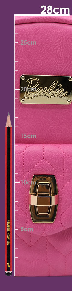 A pink Barbie-branded handbag is shown next to a ruler, illustrating its dimensions: 28cm x 20cm x 10cm. A pencil is also present for scale.