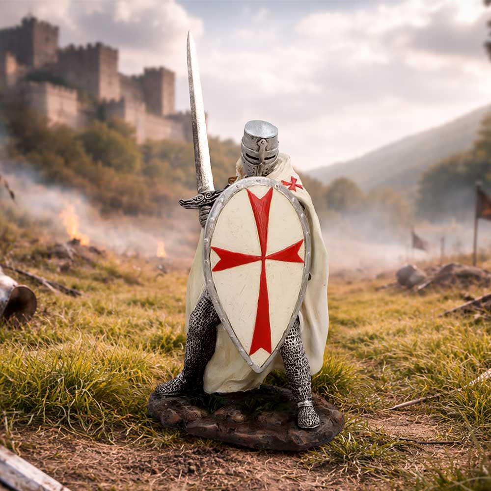 Knight Templar Medieval Figurine - Templar knight in a styled medieval display