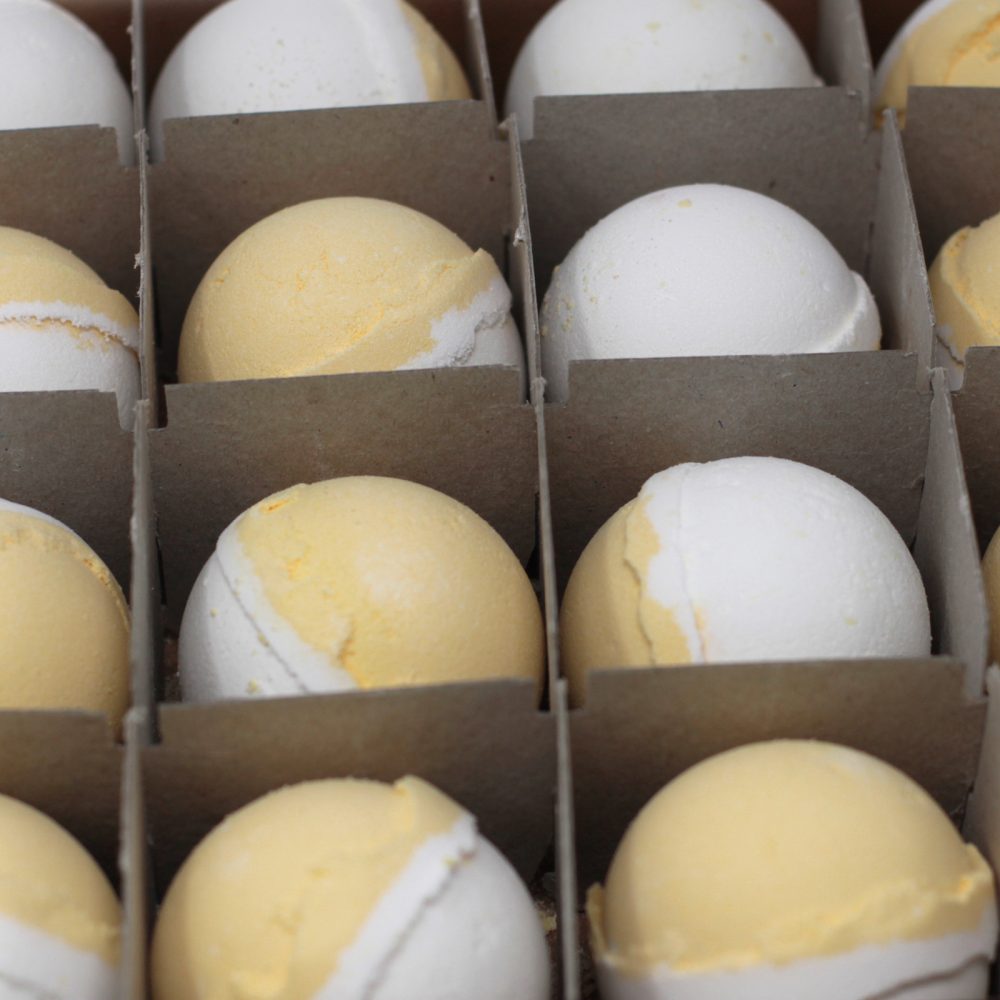 Lemon Meringue Pie Jumbo Bath Bomb
