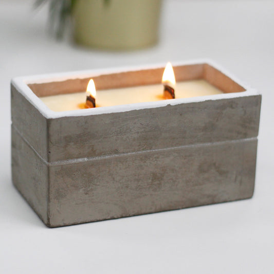 Spiced South Sea Lime large concrete candle with wooden wick – fresh citrus scented candle