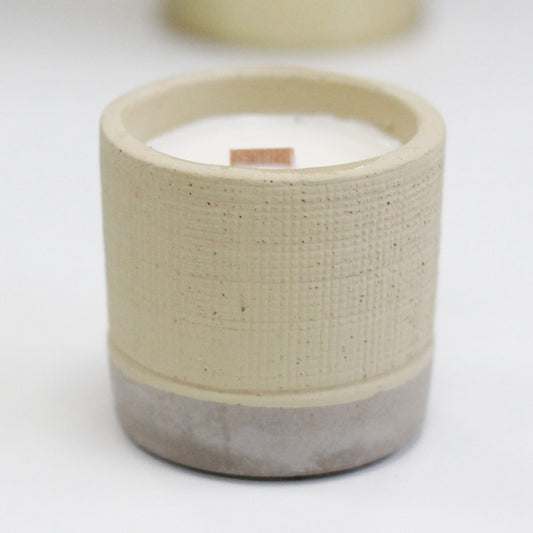 Coffee in the Club grey concrete candle with wooden wick – rich coffee scented candle