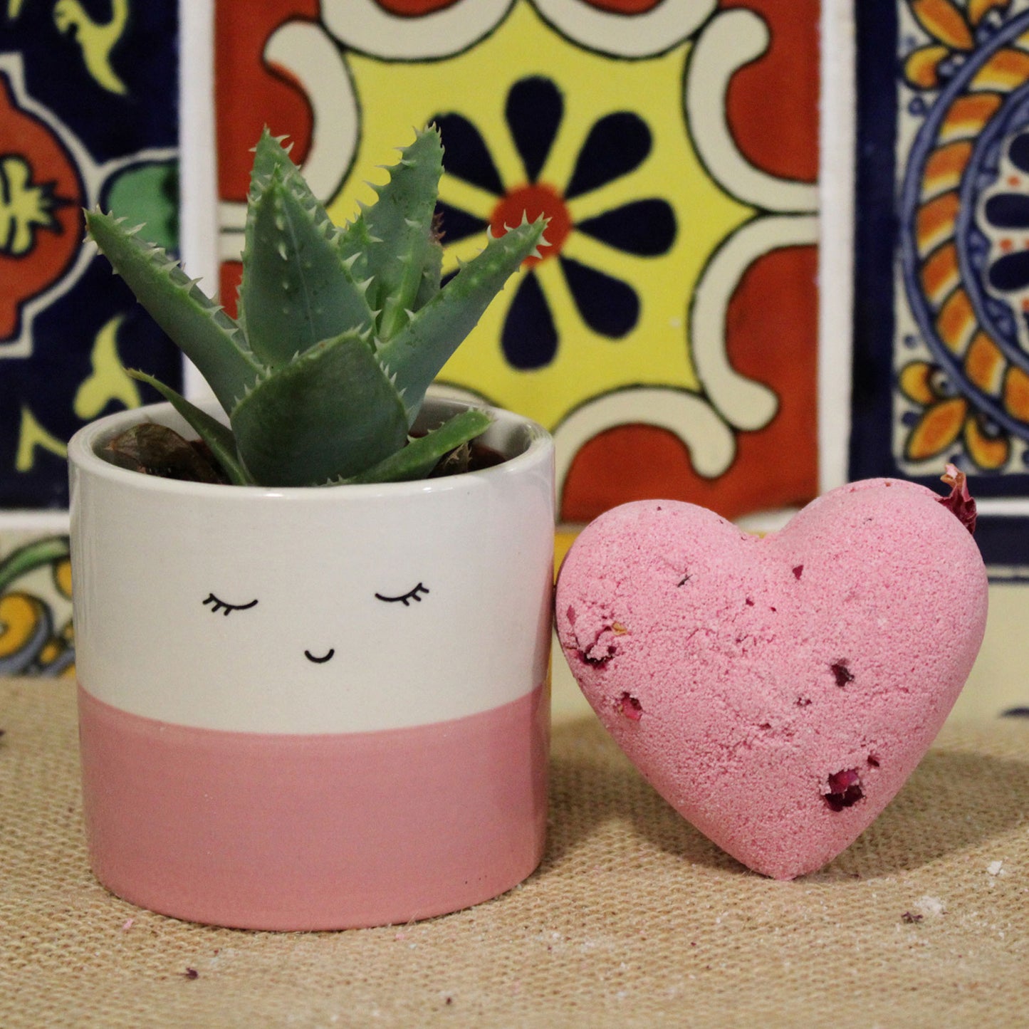 Love Heart Bath Bomb 70g - Ylang and Rose