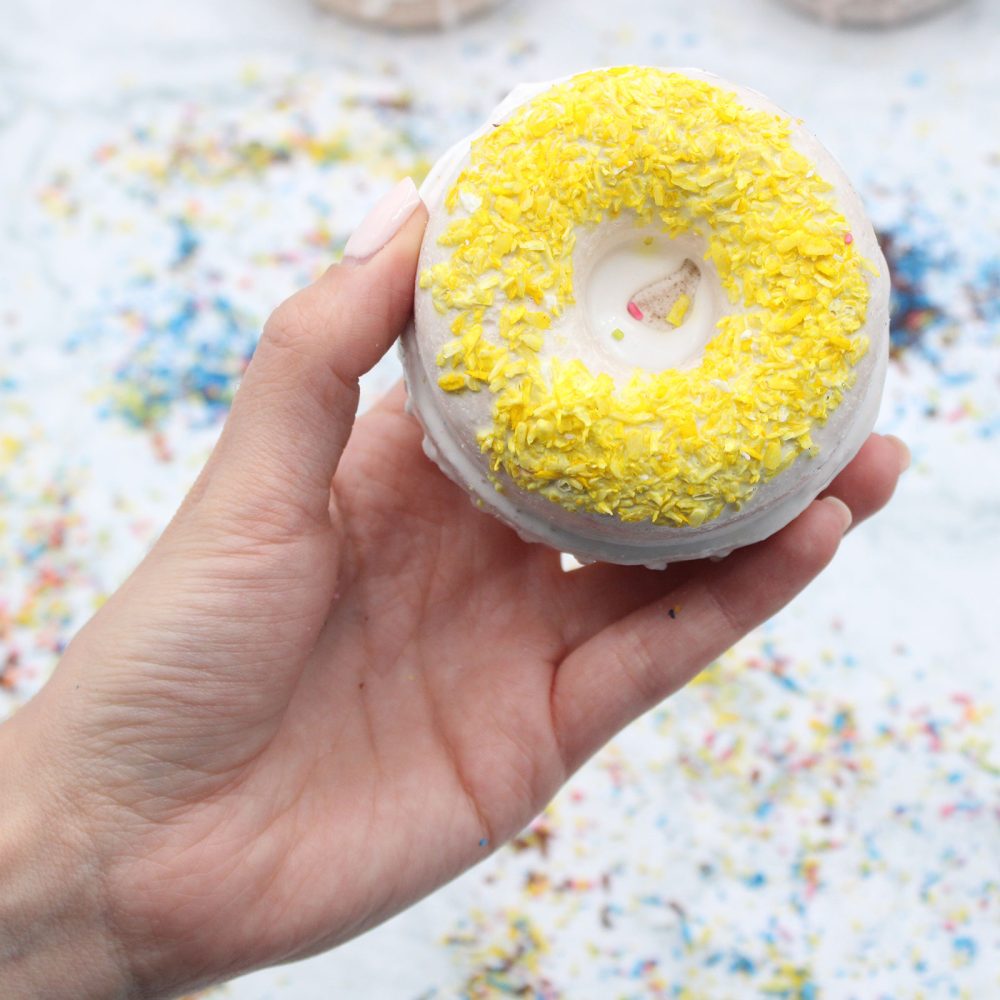 Cinnamon and Vanilla Bath Donuts