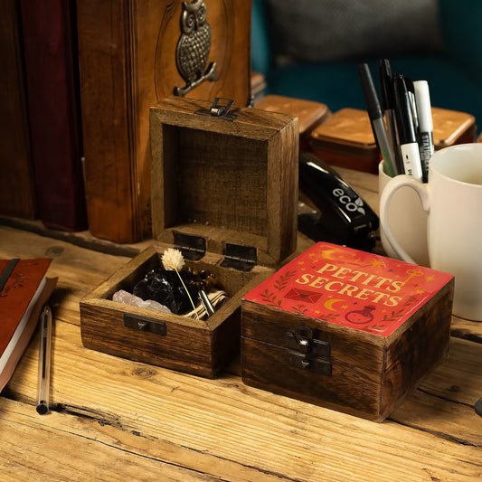 Petite Secrets small enamelled mango wood box with coral-toned celestial lid