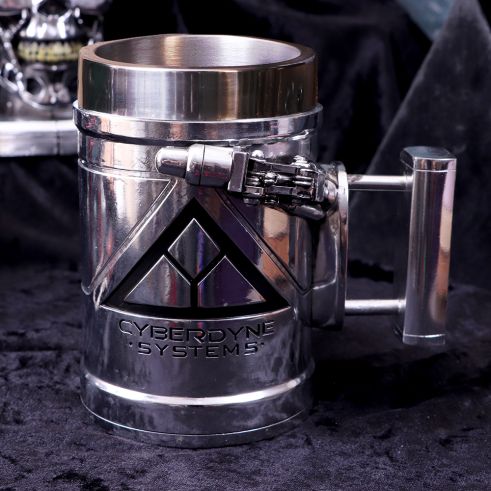 Terminator 2 T-800 tankard with sculpted mechanical hand, Cyberdyne branding and stainless-steel insert