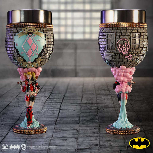 Harley Quinn Goblet 19.25 cm – resin goblet with Harley Quinn figurine stem and “Mad Love” diamond-pattern bowl, licensed DC drink-ware UK.