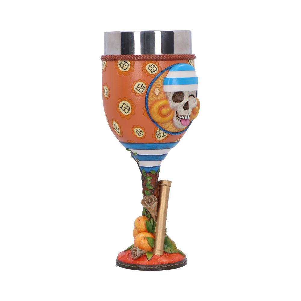Angled view of Nami’s skull emblem above a decorated nautical stem
