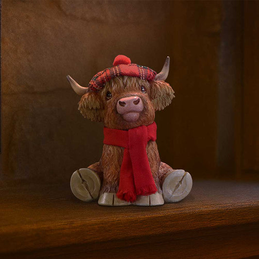 Highland Cow Tam Figurine – hand-painted resin Highland cow ornament with shaggy fringe