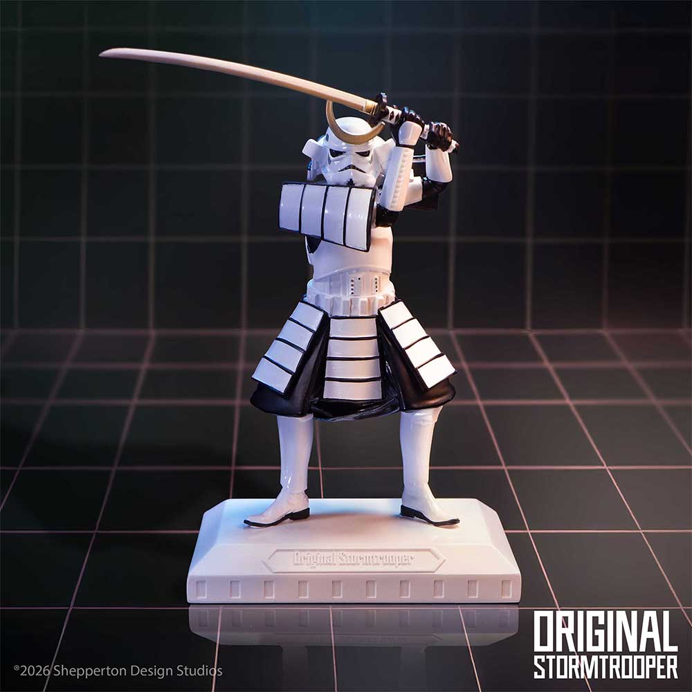 Stormtrooper The Last Samurai Figurine - Samurai Stormtrooper in a styled display