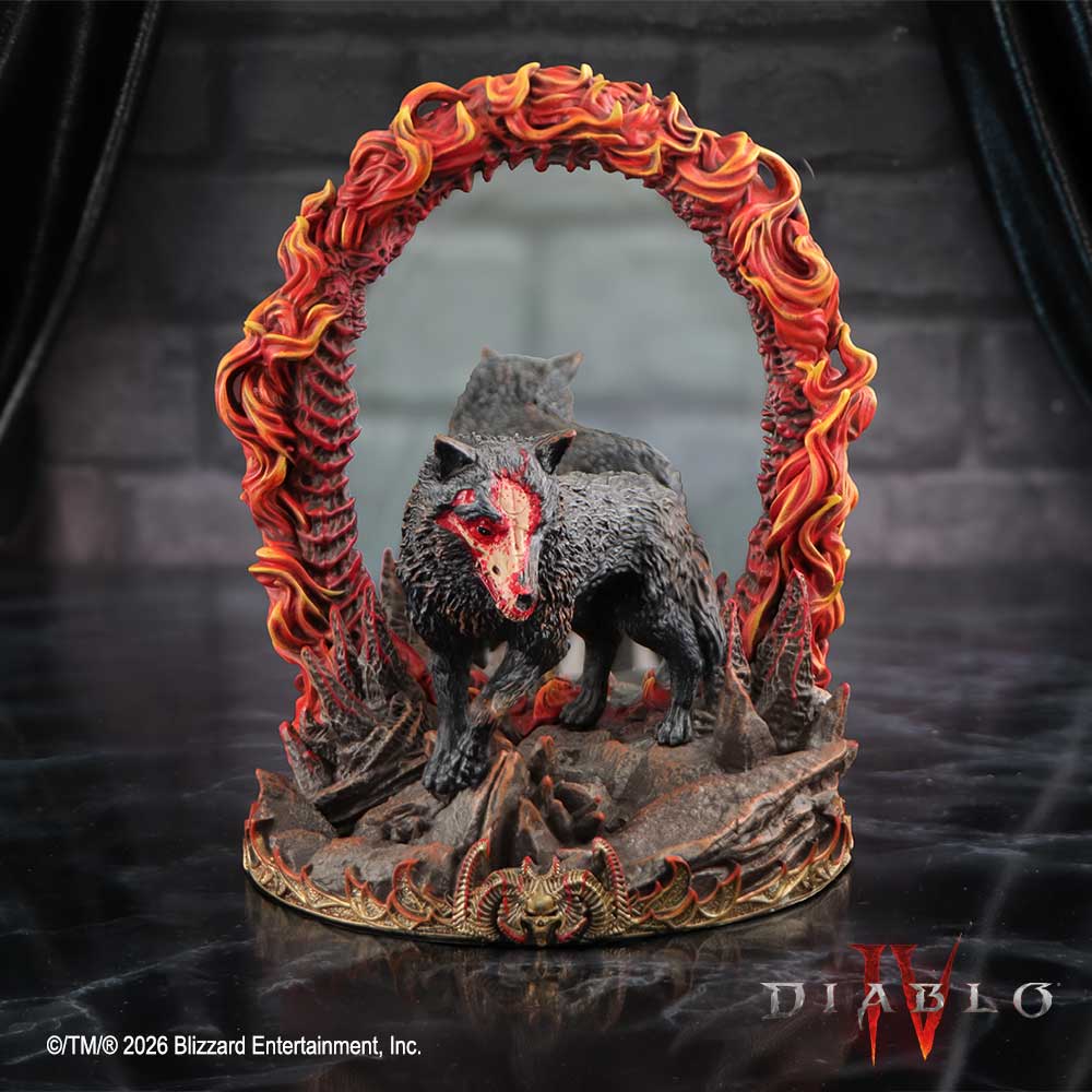 Diablo IV Mephisto Mirror - Mephisto mirror in a dark fantasy display
