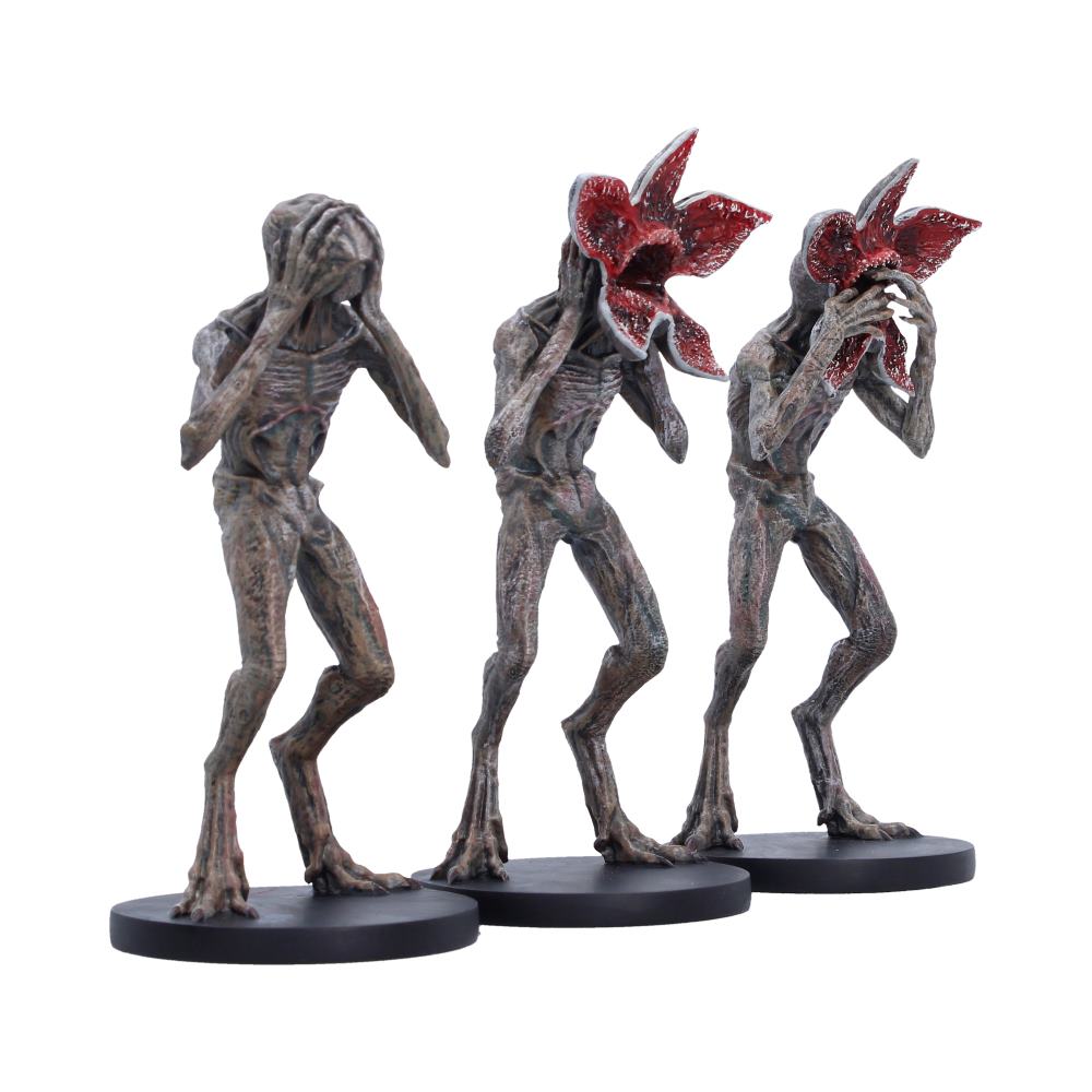Stranger Things Three Wise Demogorgons - opposite angle of Demogorgon trio