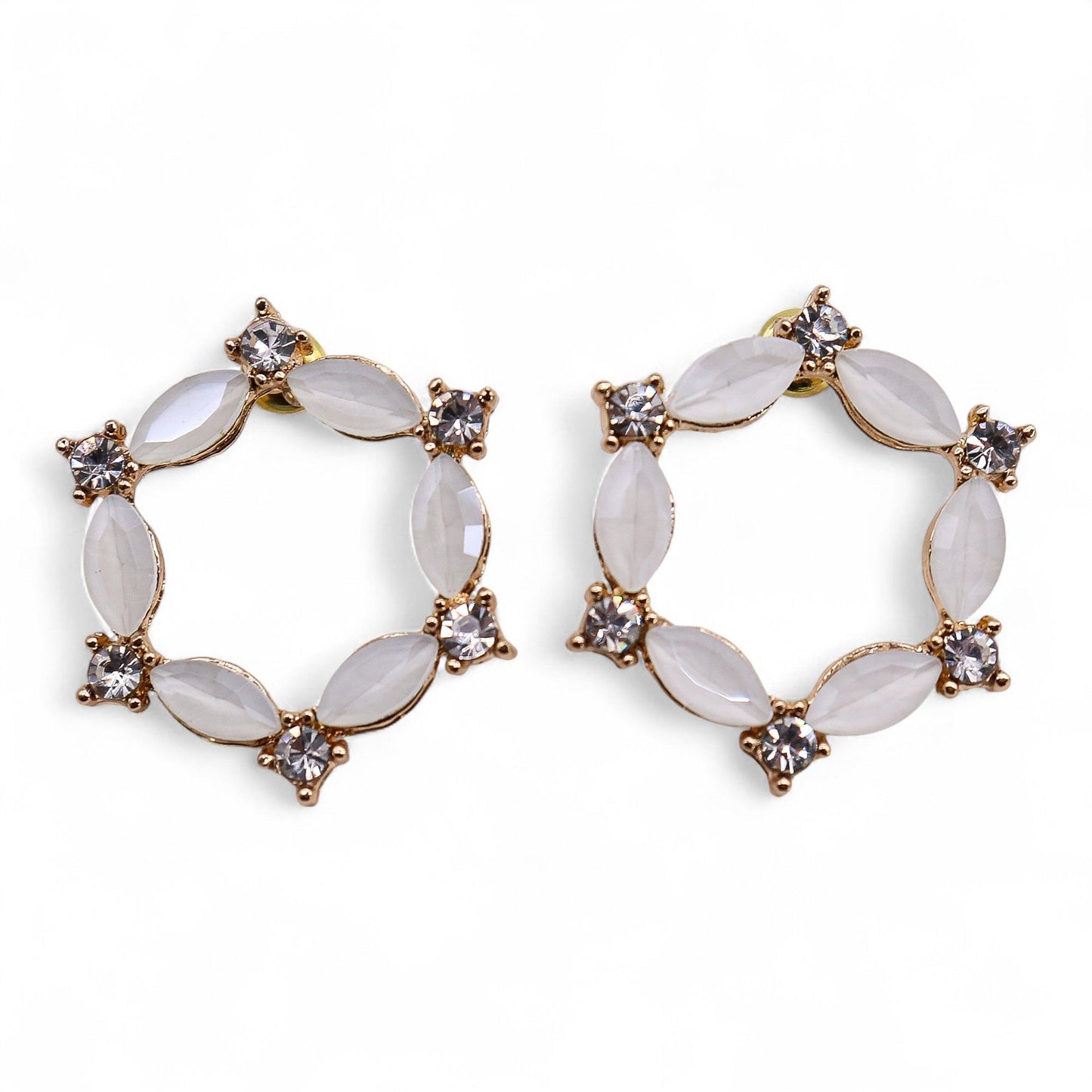 Vintage Glass Earrings Pearl Loop