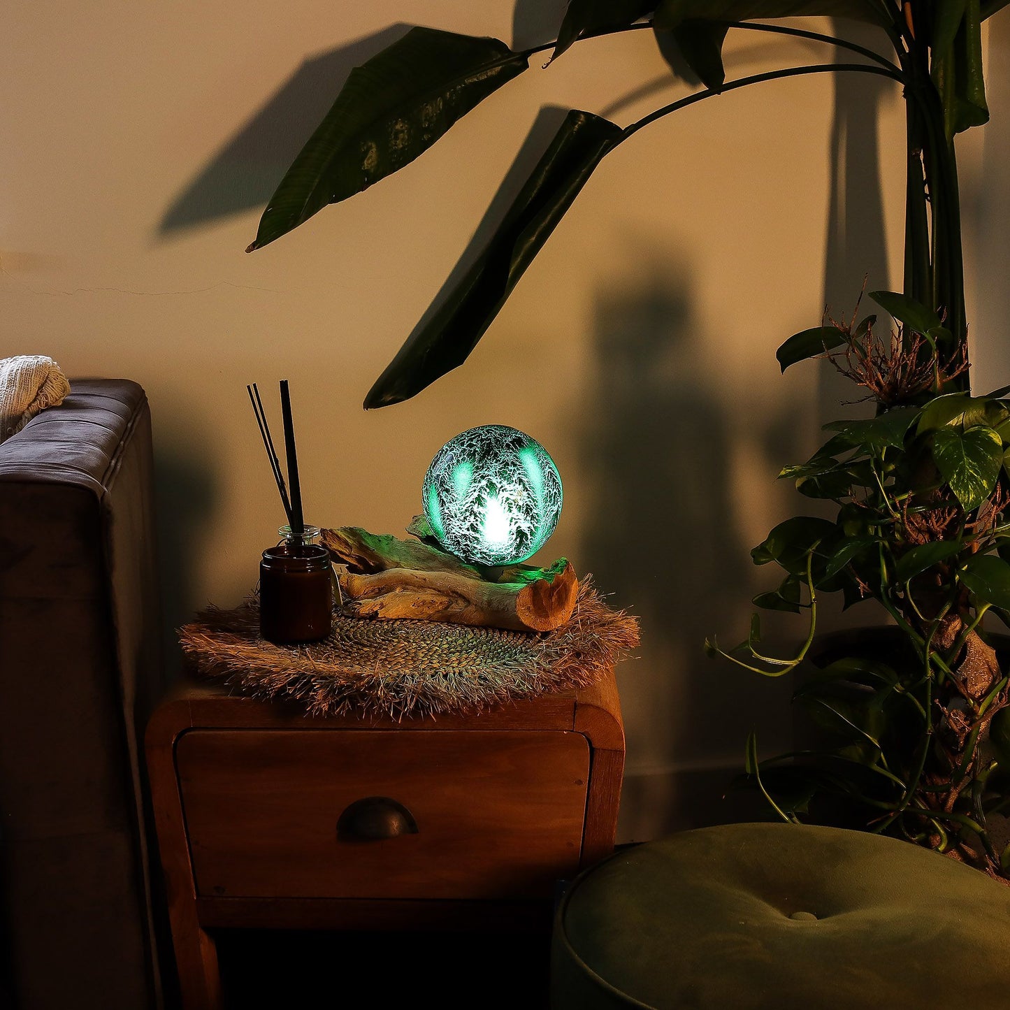 DriftGlow Lamp Emerald Crackle Shade