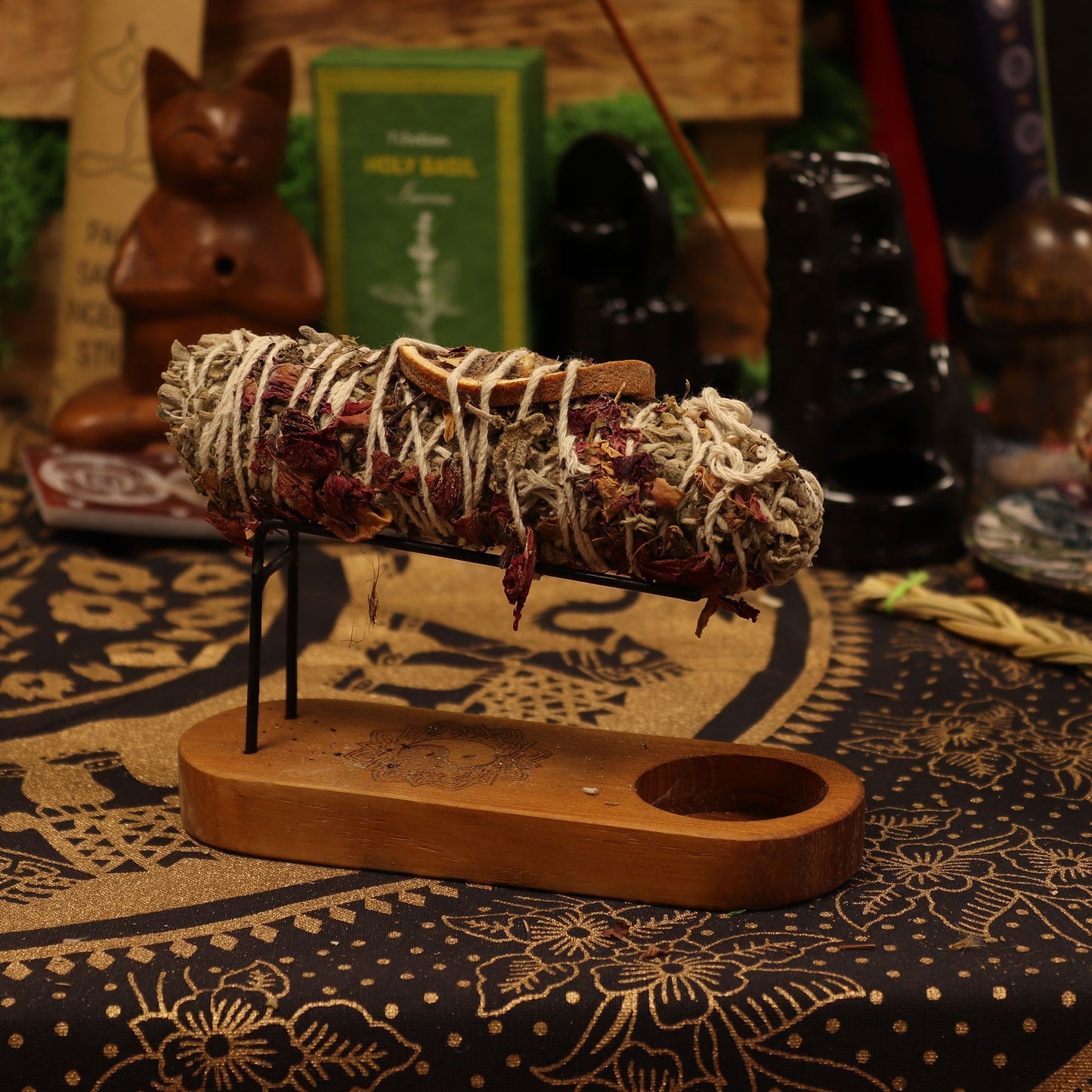 Pack of Banjara Vetiver and Patchouli smudge sticks for grounding and energy cleansing.