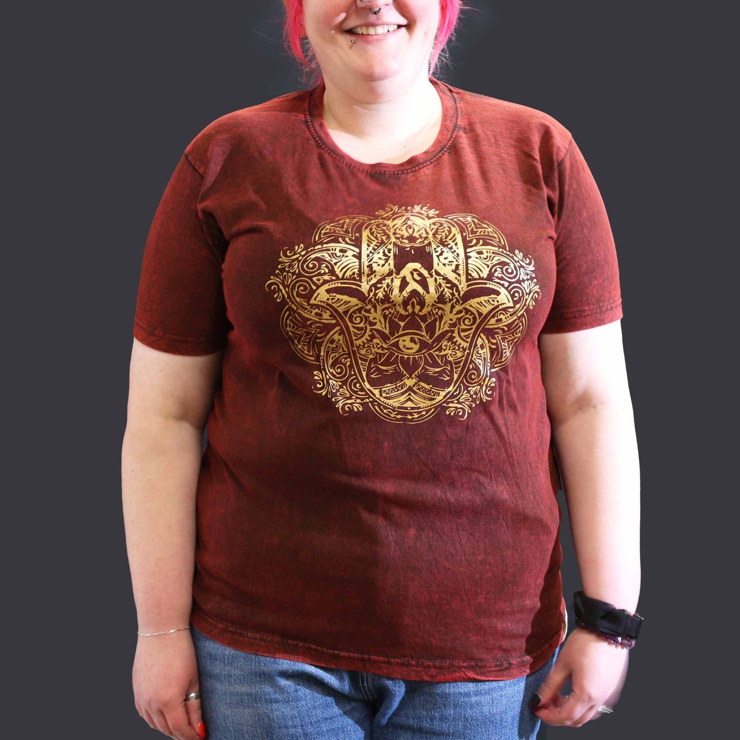 XLarge stone washed maroon Hamsa spiritual t-shirt