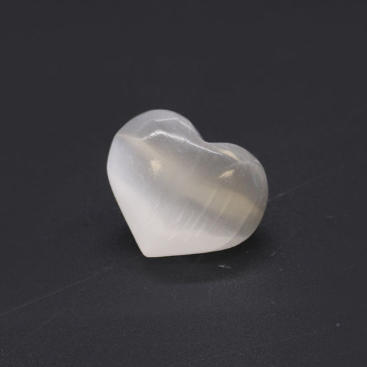 Selenite Heart Small 3–4 cm – polished selenite crystal heart for energy cleansing, meditation and crystal charging UK