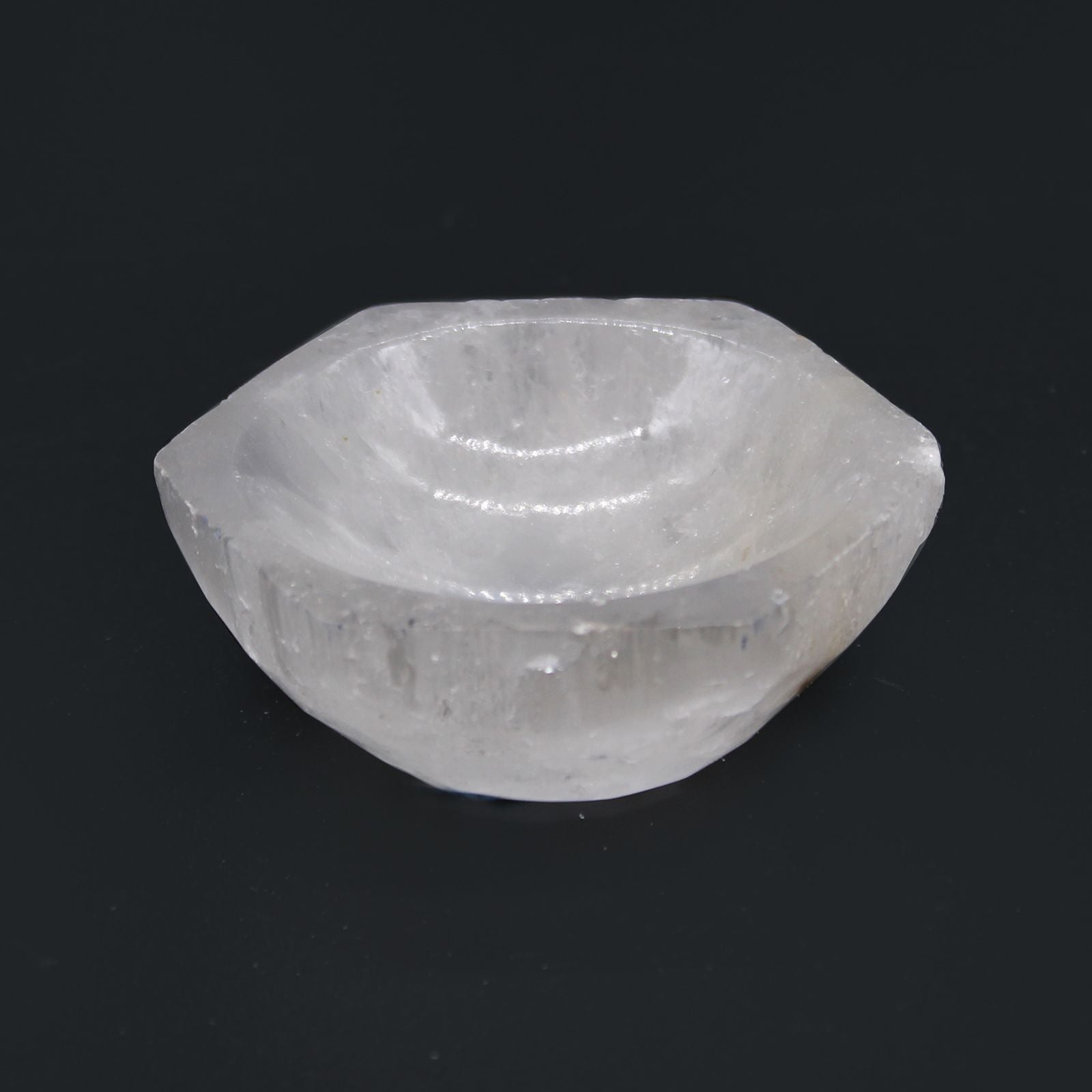 Selenite Hex Bowl Small 6 cm – polished selenite crystal hexagon bowl for crystal cleansing, gemstone storage and spiritual décor UK