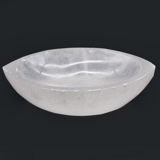 Selenite Eye Bowl XL 15 cm – carved selenite crystal “eye” bowl for energy cleansing, crystal charging and spiritual décor UK