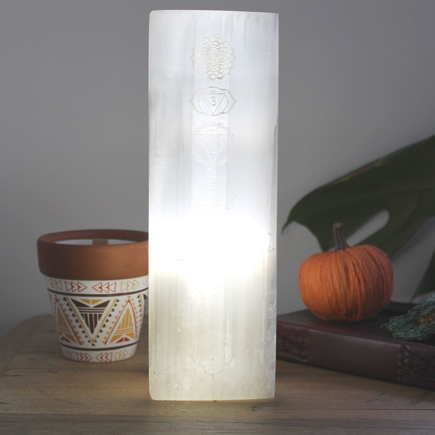 Selenite Block Lamp Chakra 25cm – illuminated selenite crystal lamp for meditation, ambient lighting and energy cleansing UK