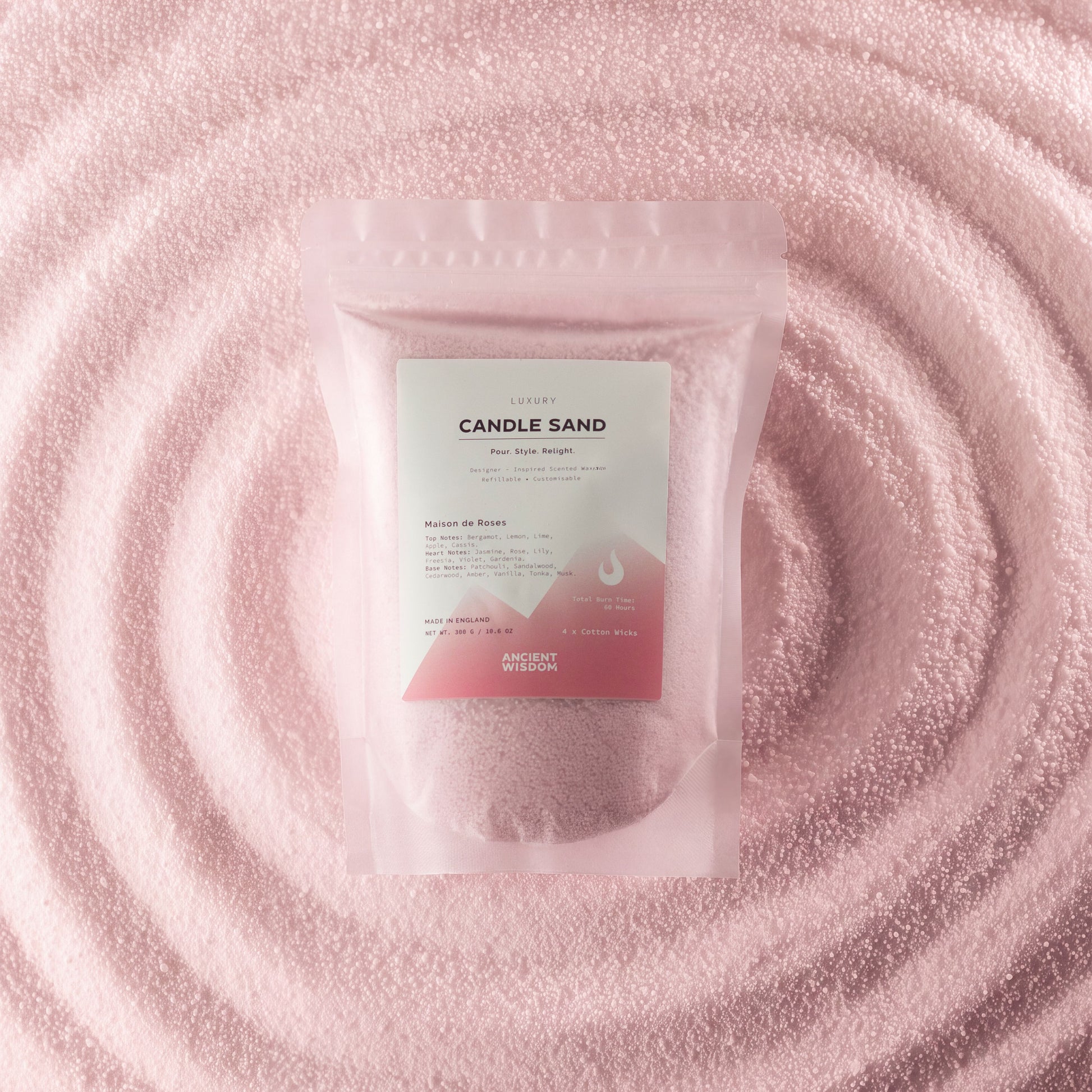 Dusty rose Maison de Roses fragranced candle sand with cotton wicks