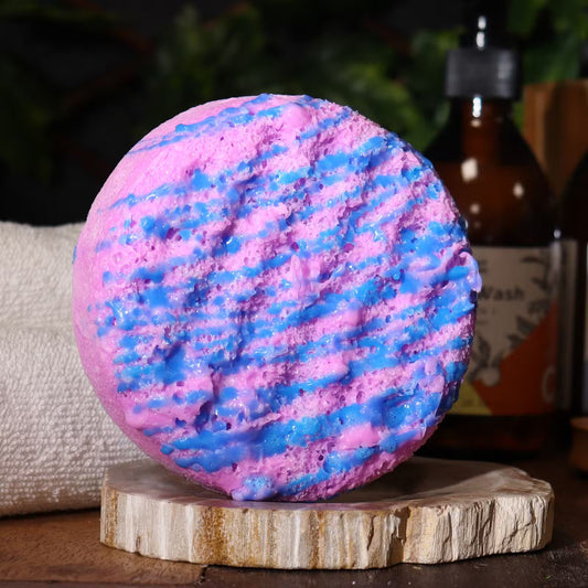 Bubblegum Butter Bubble Soap Sponge 230g with textured soap-infused surface and sweet bubblegum fragrance