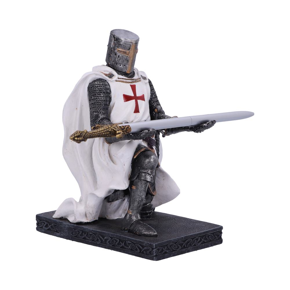 Knights Oath 16.8cm
