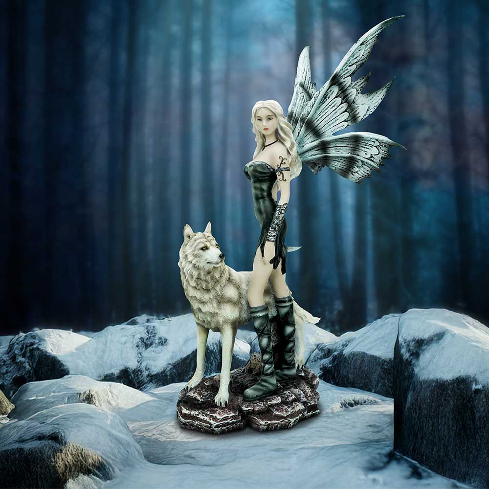 Esarosa Gothic Fairy Figurine