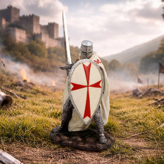 Knight Templar Medieval Figurine - Templar knight in a styled medieval display
