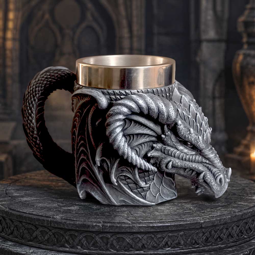 Darkwing Dragon Tankard - dragon tankard presented in a gothic table setting