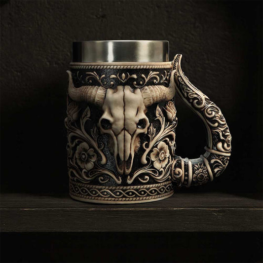 Wild West Bull Skull Tankard - Wild West tankard in a styled display