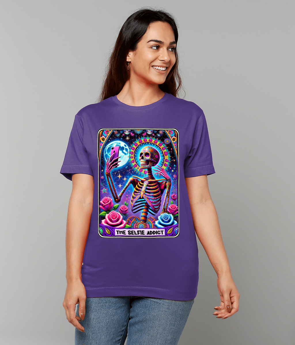 Selfie Addict T-Shirt – playful slogan tee for selfie lovers and content creators