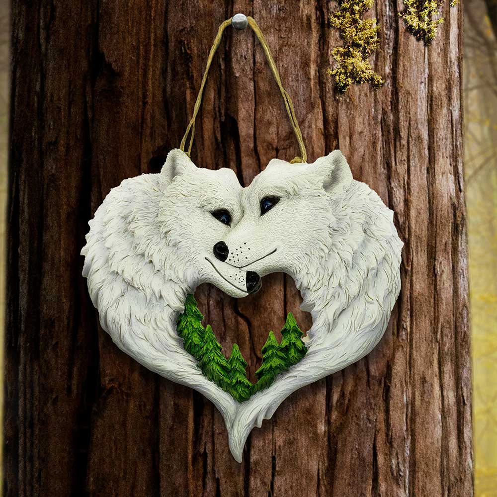 Snow in Love Wolf Wall Plaque