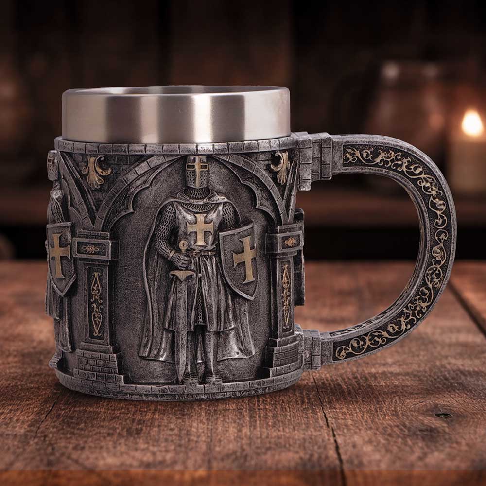 Silver Knight Tankard Small - silver-grey knight tankard on a wooden display