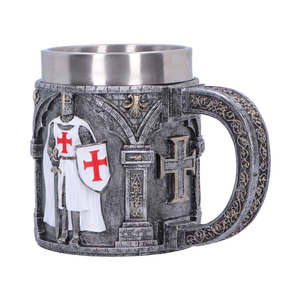 White Knight Tankard Small - angled pale robes beneath stone-effect arches