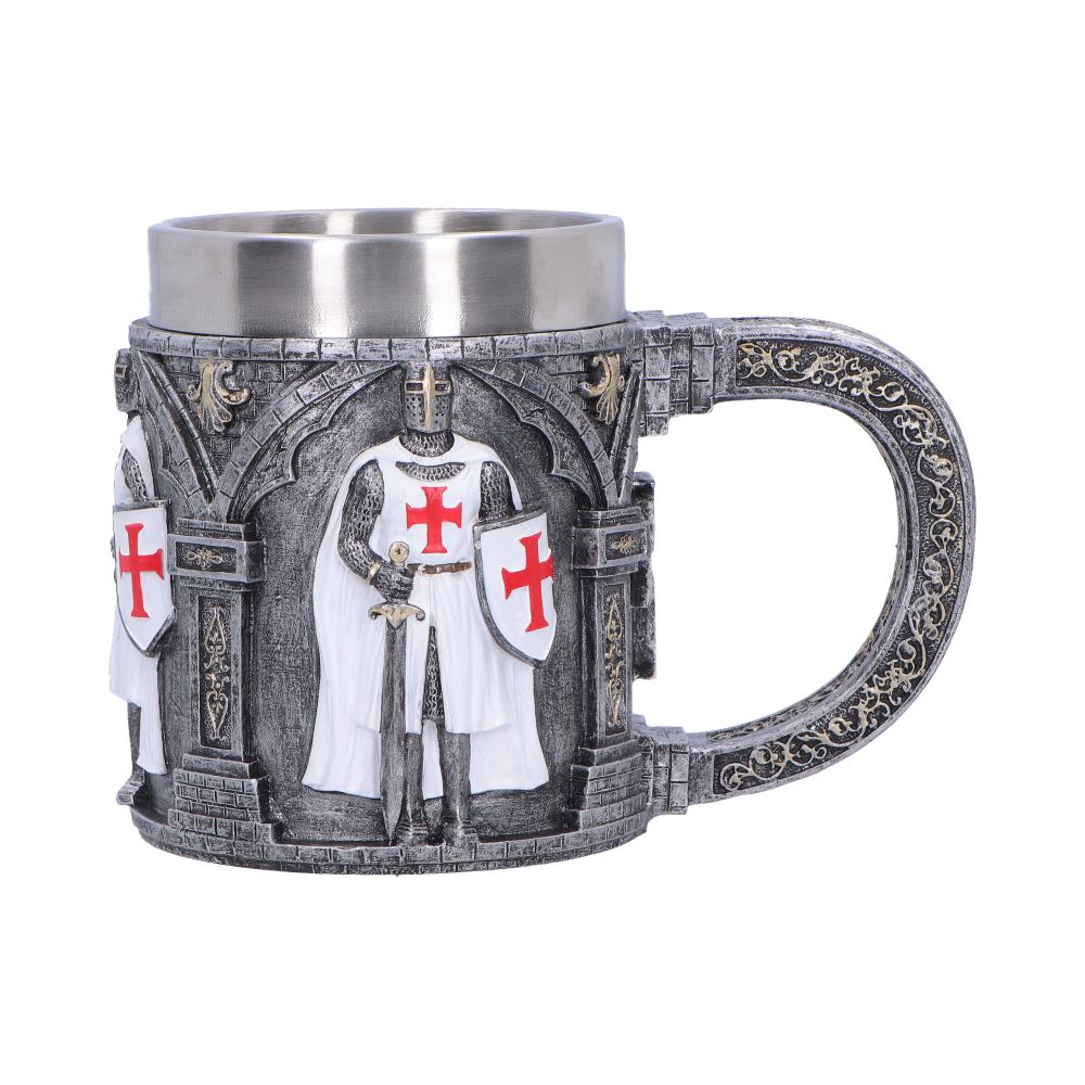 White Knight Tankard Small - front with white knight and red crosses