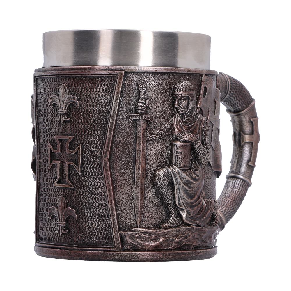 Sword Allegiance Knight Tankard - side of the curved armour-textured handle